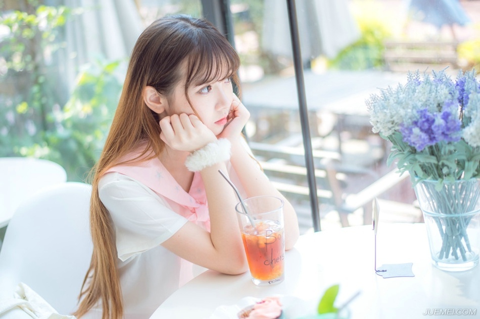 我终于明白我的生命在爱我的人眼里是多么的重要……我的爱有多长，我的牵挂与不舍也就有多长。